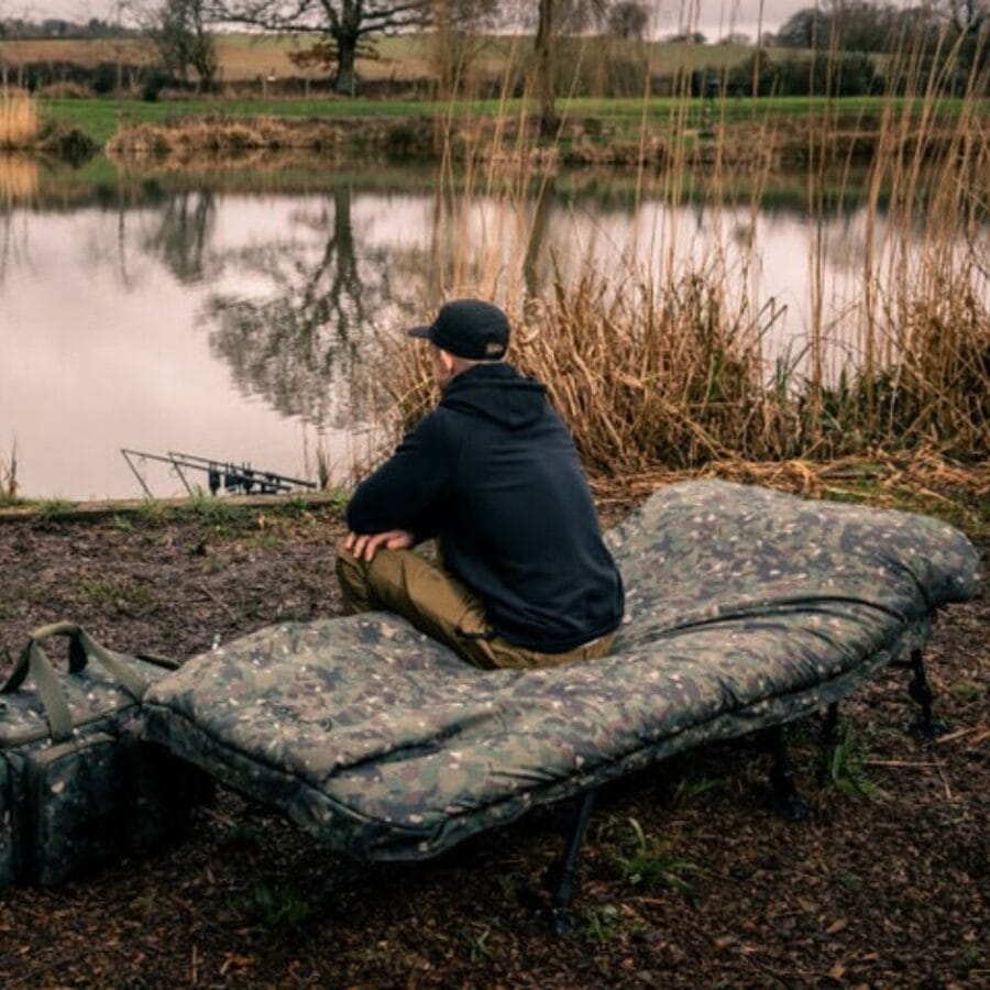 Trakker RLX 6 Leg Camo Bed System