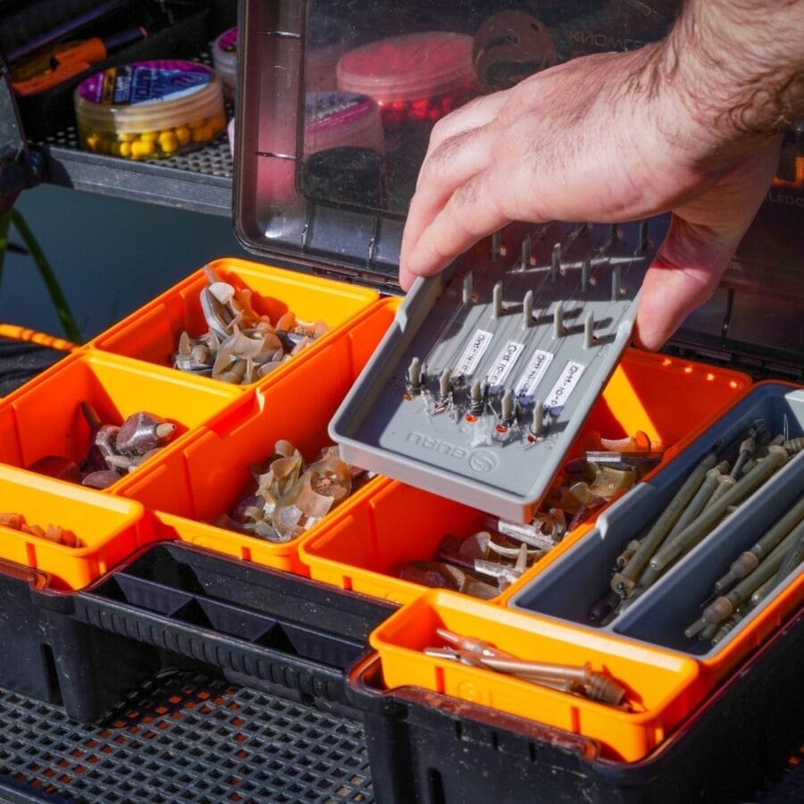 Guru Fusion Feeder Box